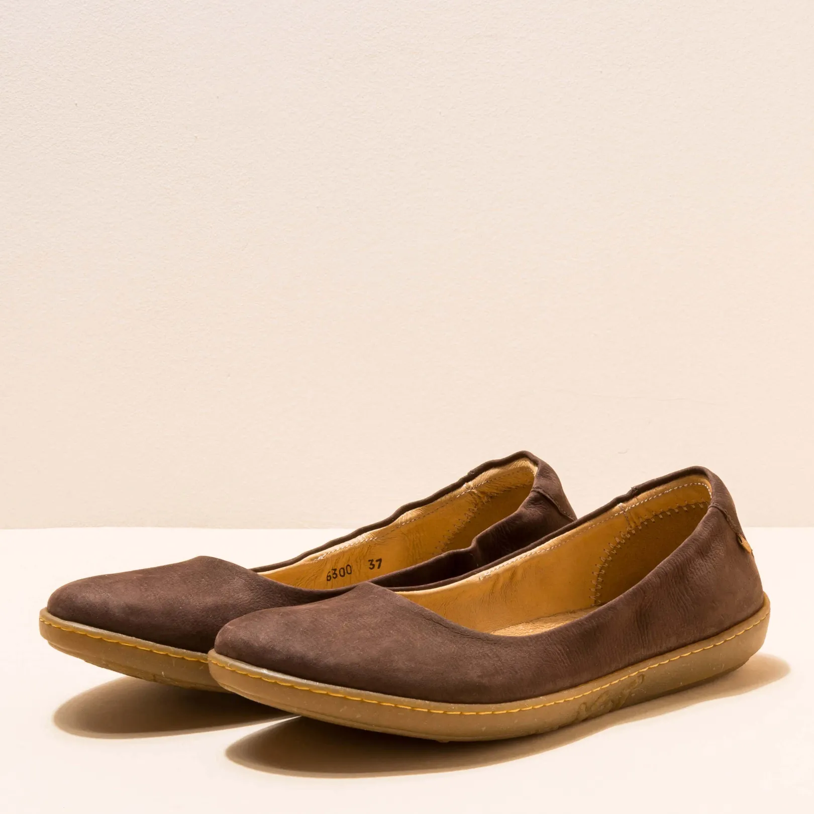 Ballerinas>El Naturalista 5300 Coral