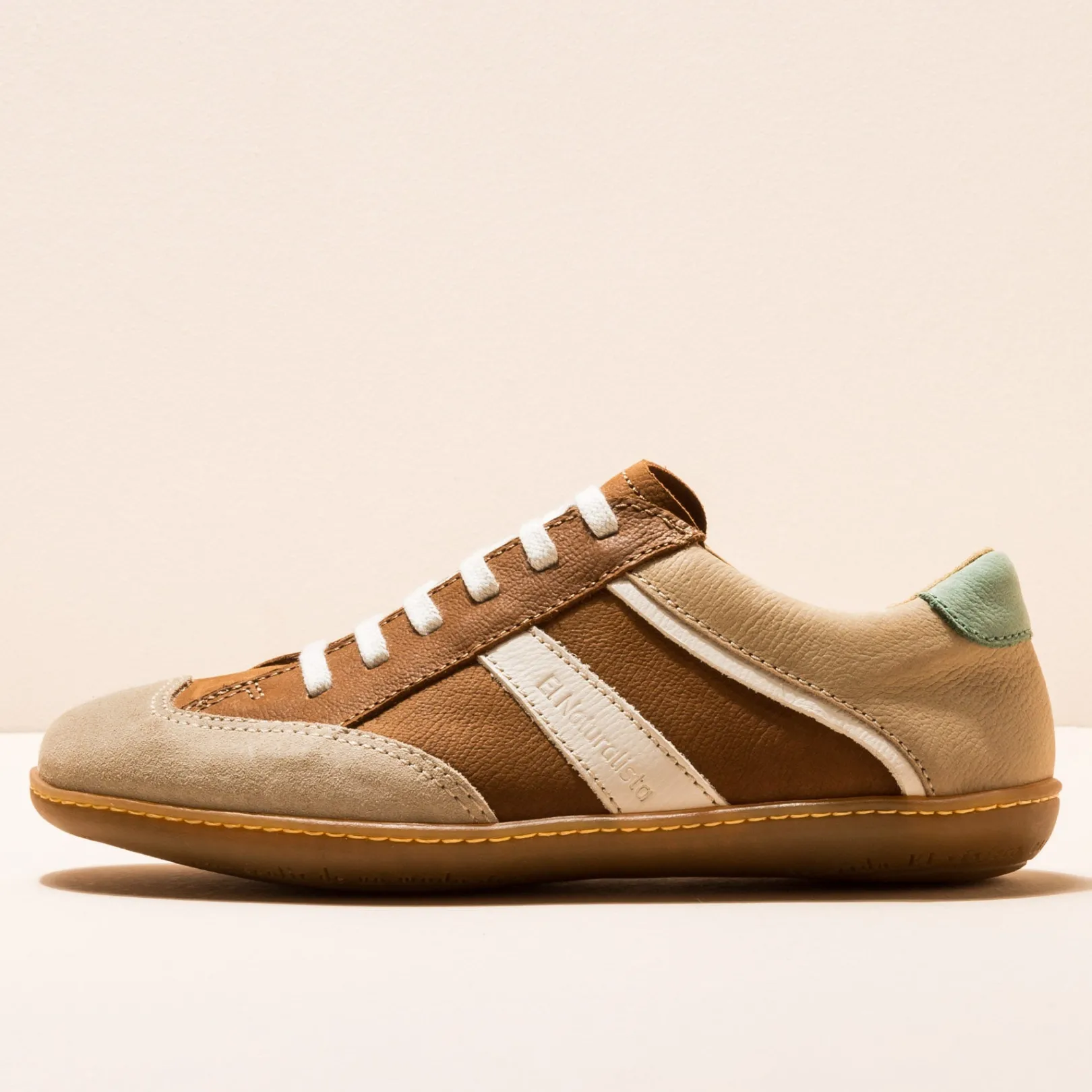 Scarpa>El Naturalista 5279 El Viajero
